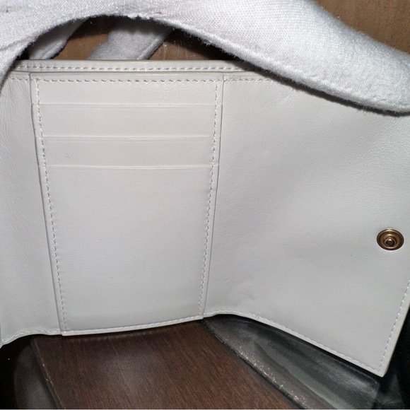 BOTTEGA VENETTA CASSETTE COMPACT WALLET - Picture 4 of 7